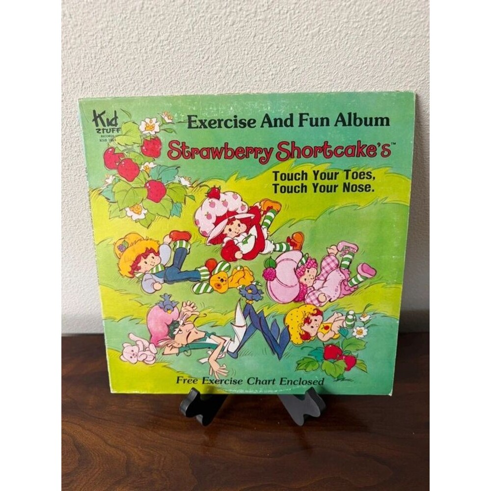 Vintage 1981 Strawberry Shortcake Album Vinyl Record